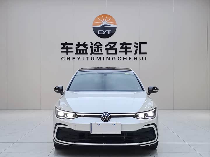 Фото 2 - Volkswagen Golf