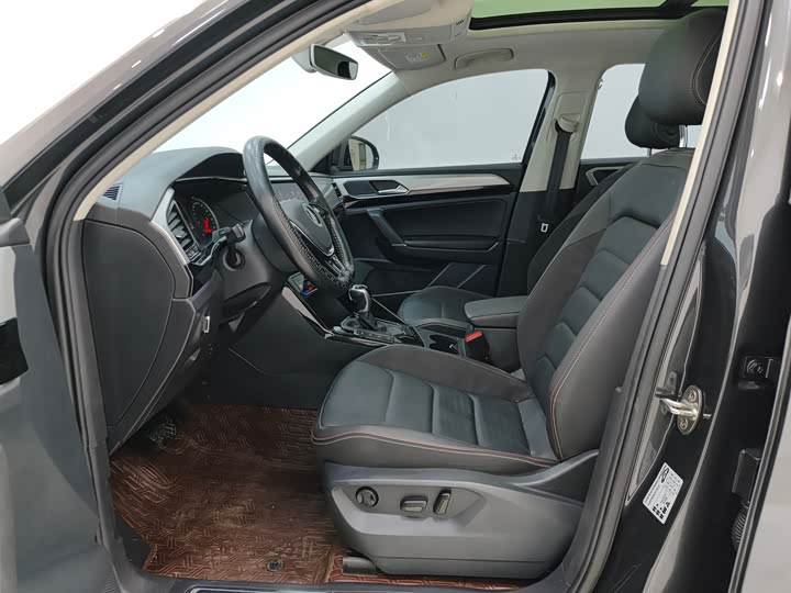 Фото 7 - Volkswagen Tayron