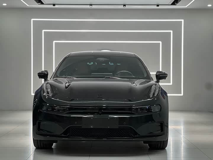 Фото 3 - Zeekr 001