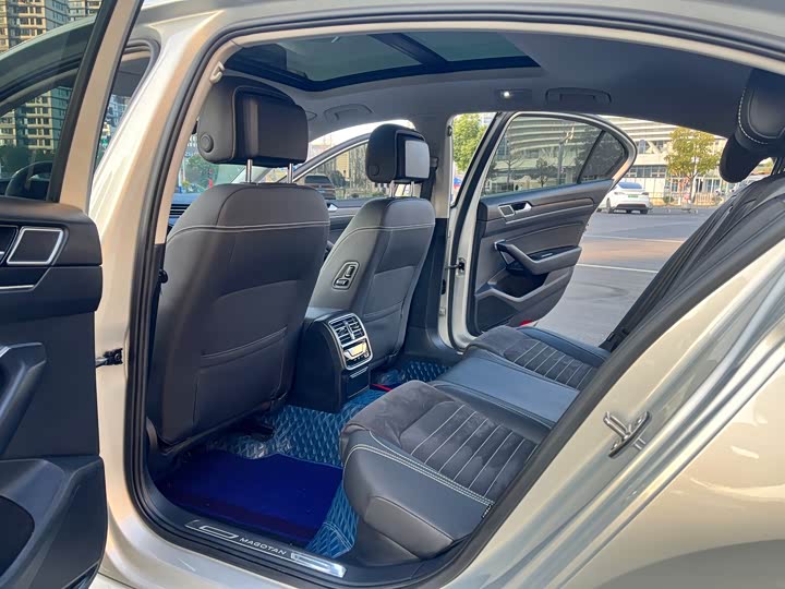 Фото 8 - Volkswagen Magotan