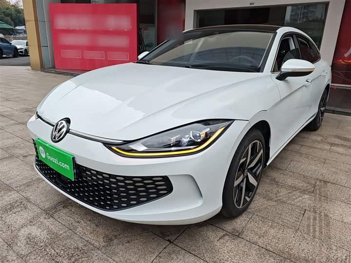 Фото 2 - Volkswagen Lamando L