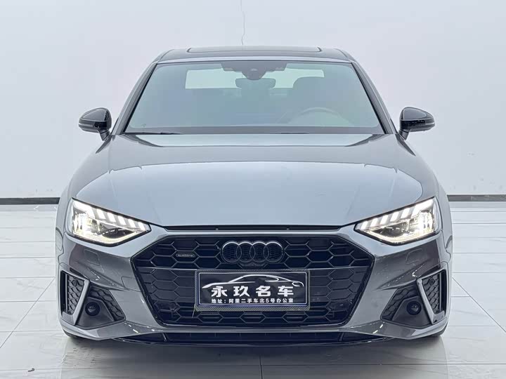 Фото 4 - Audi A4L