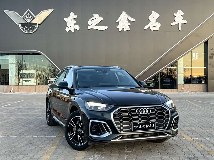 Фото 4 - Audi Q5L
