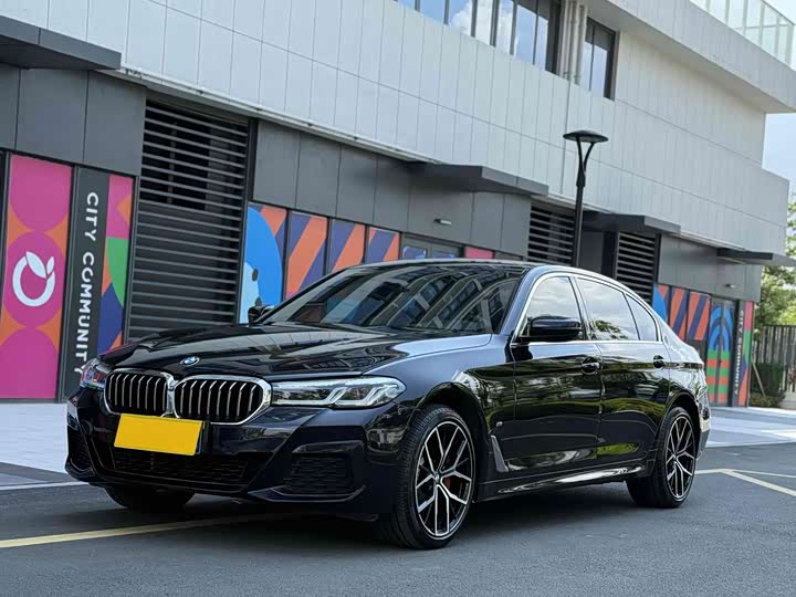 Фото 1 - BMW 5 Series