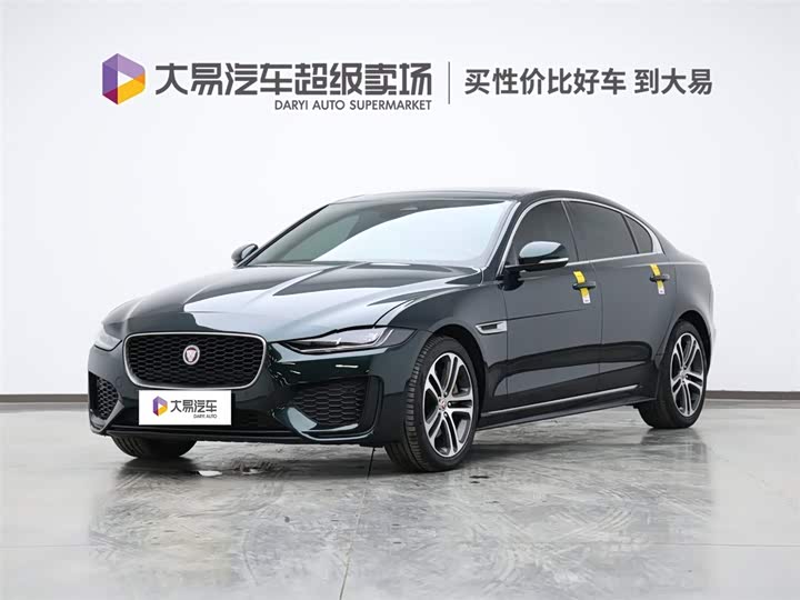 Фото 1 - Jaguar XE L