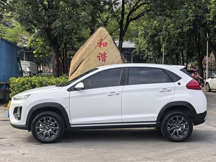 Фото 4 - Chery Tiggo 3x