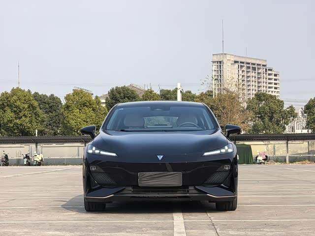 Фото 2 - Changan Deepal SL03