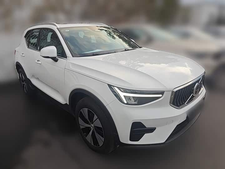 Фото 7 - Volvo XC40