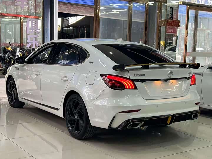 Фото 8 - MG Motor 6