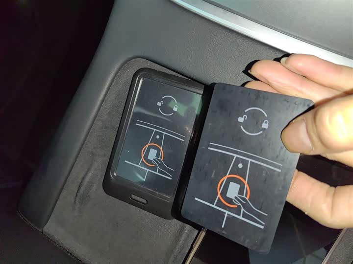 Фото 9 - Tesla Model Y