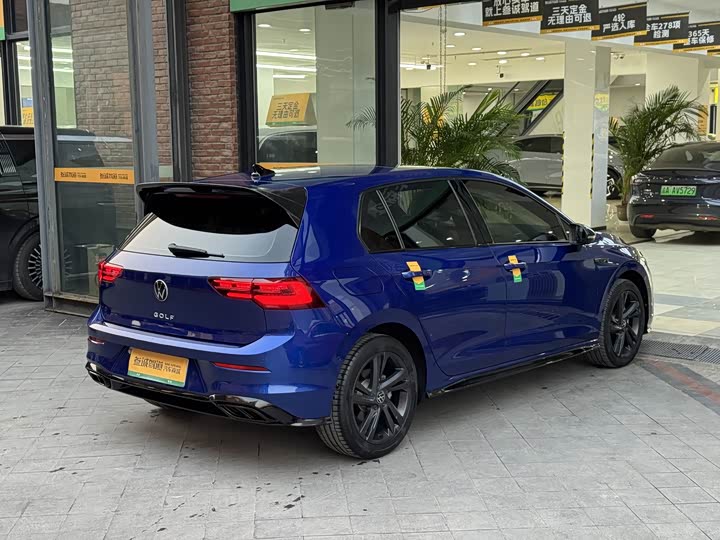 Фото 6 - Volkswagen Golf