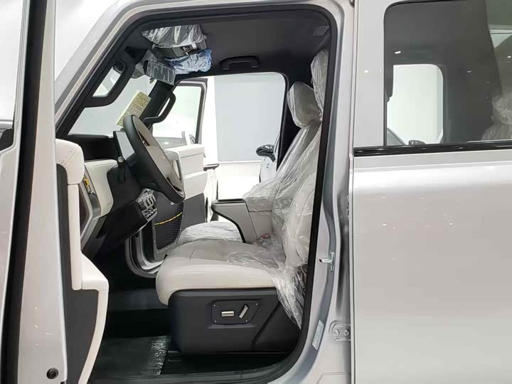 Фото 4 - Chery iCar V23