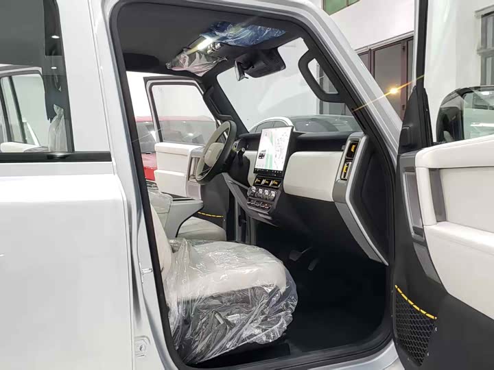 Фото 8 - Chery iCar V23