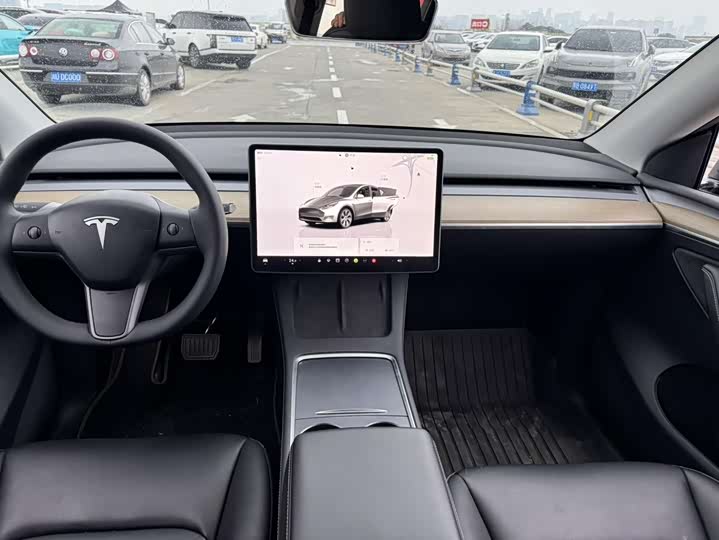 Фото 5 - Tesla Model Y