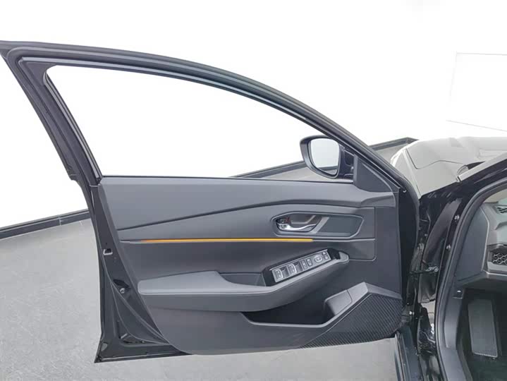 Фото 7 - Honda Accord