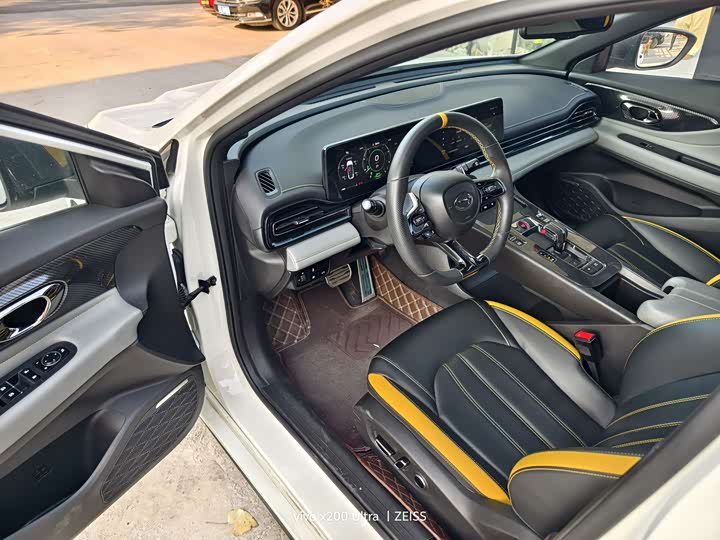 Фото 4 - GAC Trumpchi Empow R