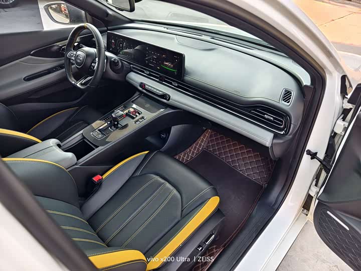 Фото 9 - GAC Trumpchi Empow R