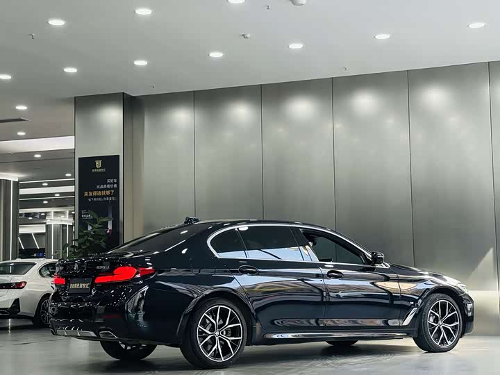 Фото 7 - BMW 5 Series