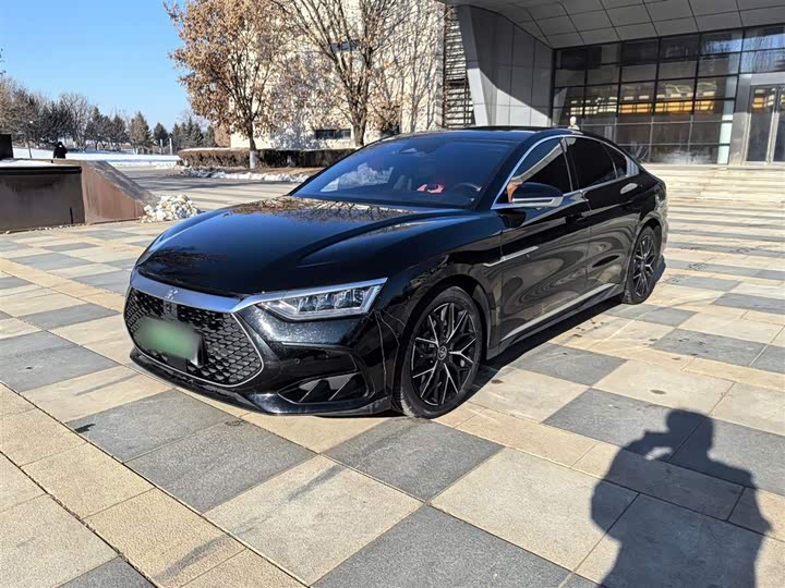 Фото 2 - BYD Han