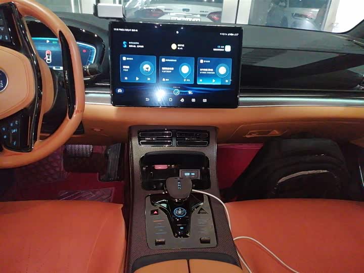 Фото 5 - BYD Han