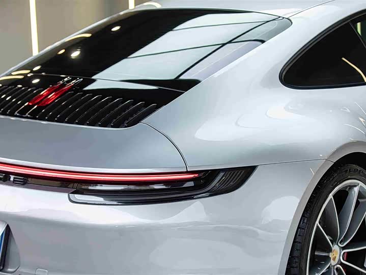 Фото 7 - Porsche 911