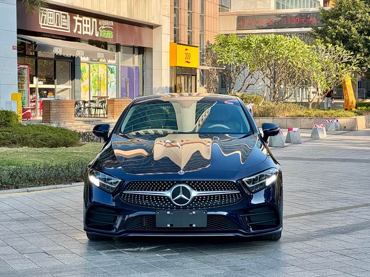 Фото 2 - Mercedes-Benz CLS-Class