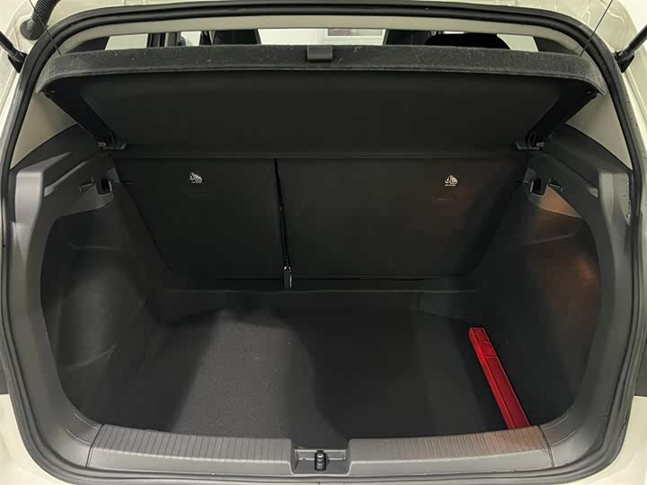 Фото 7 - Volkswagen T-Cross