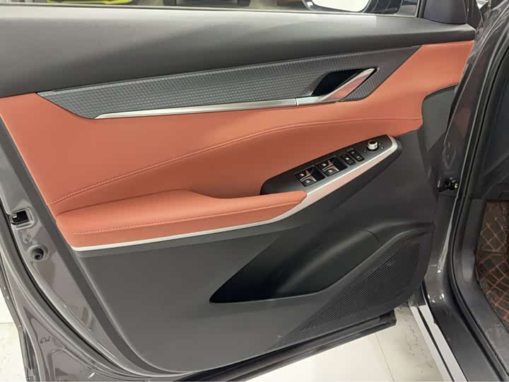 Фото 4 - Changan CS75 Plus