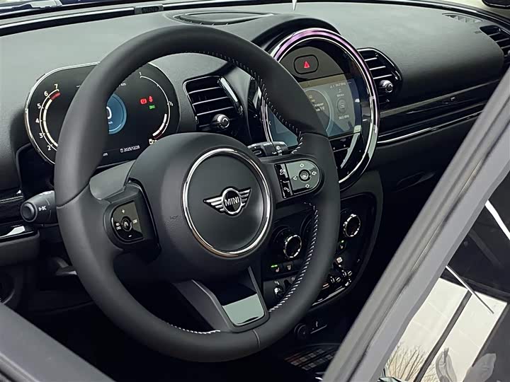 Фото 7 - Mini Clubman