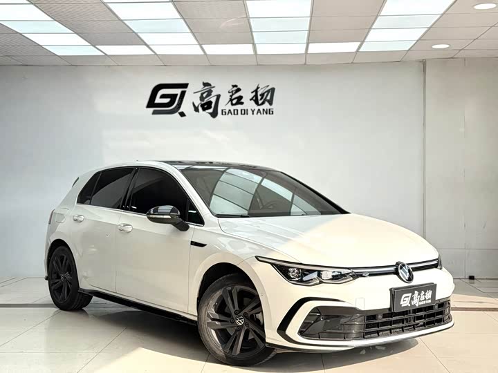 Фото 3 - Volkswagen Golf