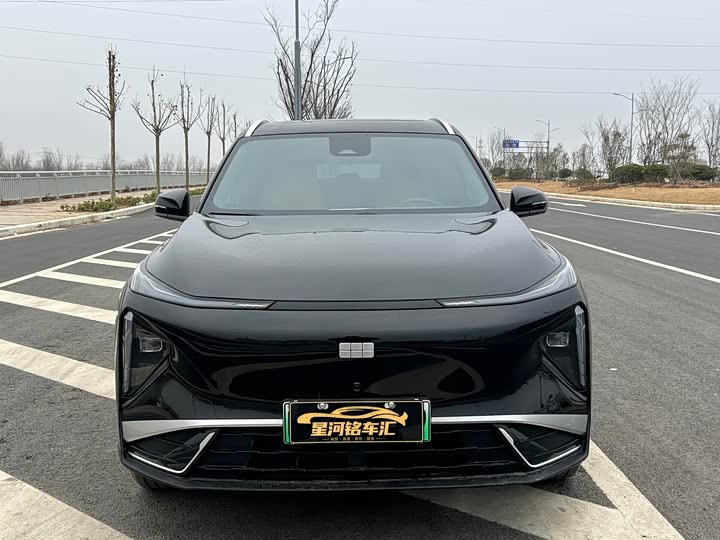Фото 2 - Geely Galaxy L7