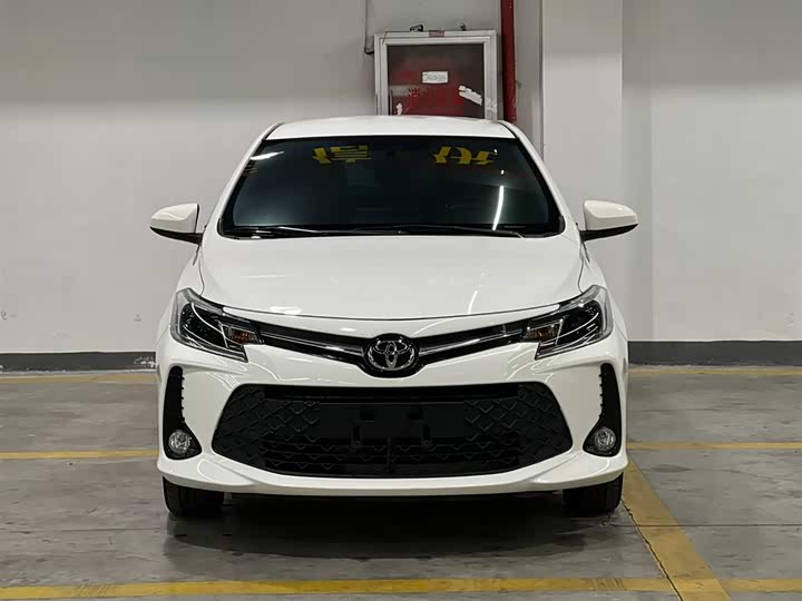 Фото 2 - Toyota Vios FS