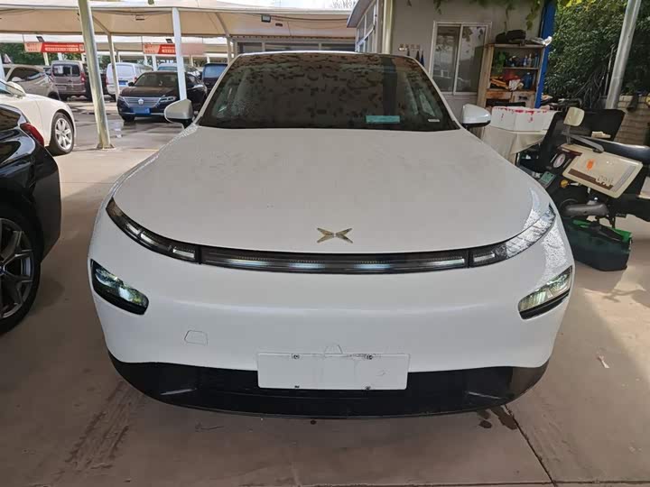 Фото 3 - XPeng P7