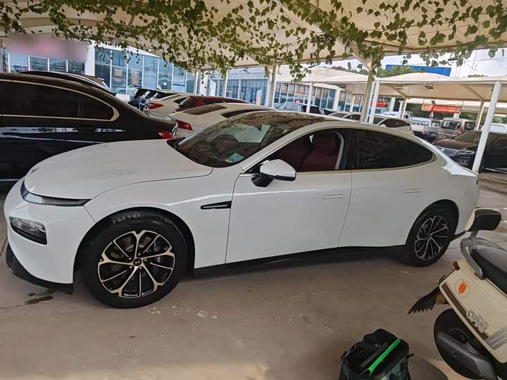 Фото 5 - XPeng P7