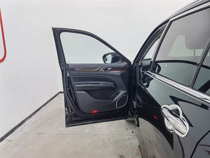 Фото 8 - Ford Equator