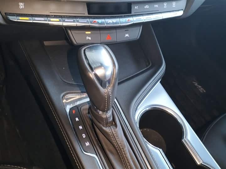 Фото 7 - Cadillac CT4