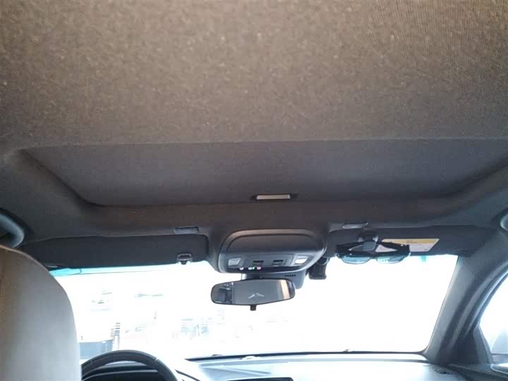 Фото 9 - Cadillac CT4