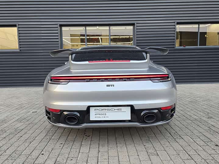 Фото 4 - Porsche 911