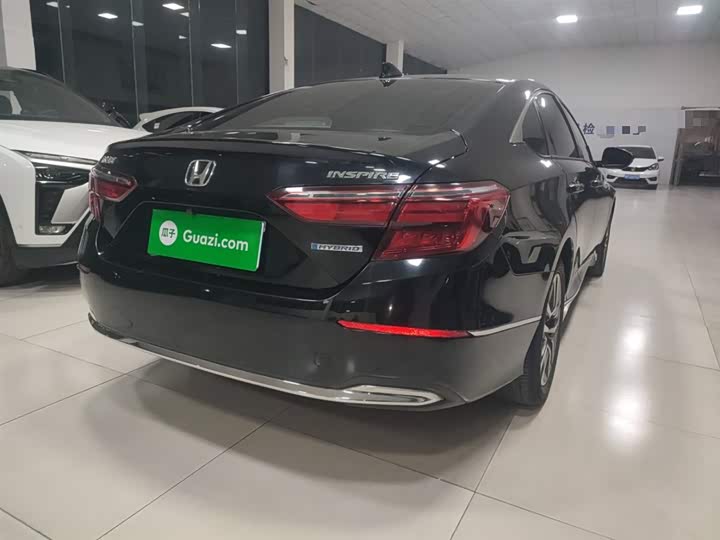 Фото 7 - Honda Inspire