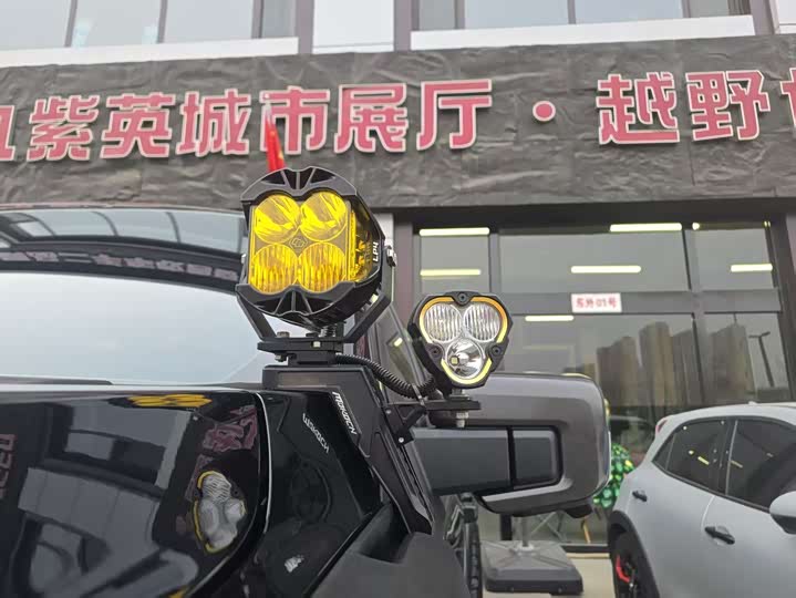 Фото 5 - Ford F-150 Raptor