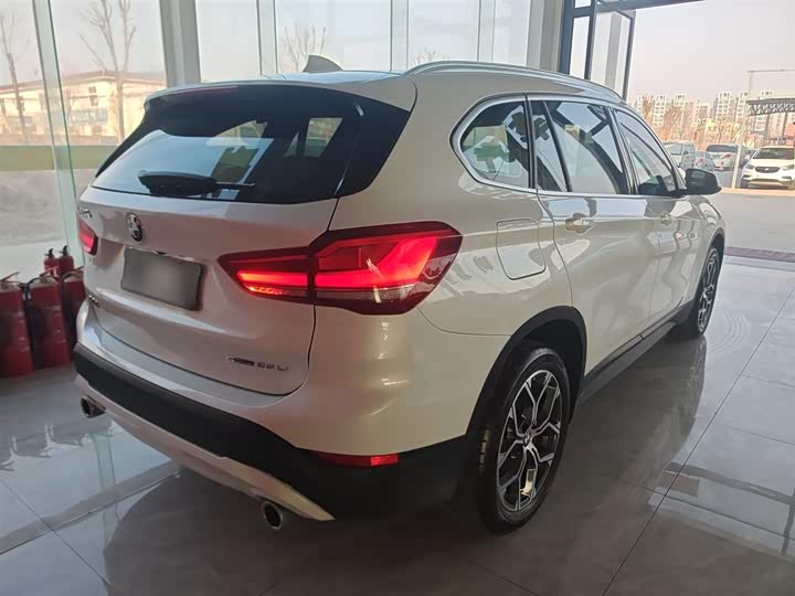 Фото 7 - BMW X1