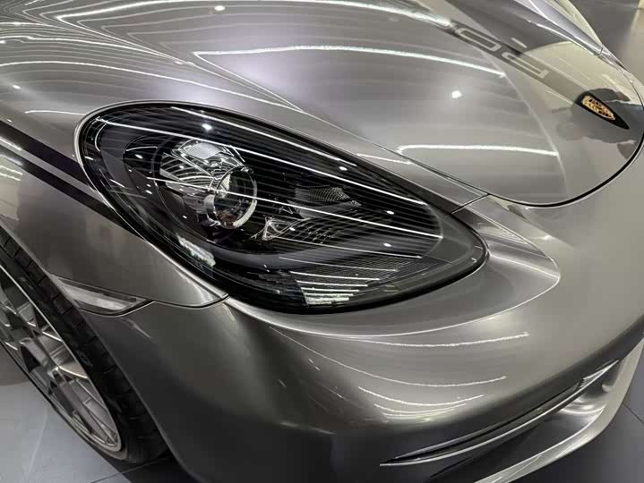 Фото 4 - Porsche 718