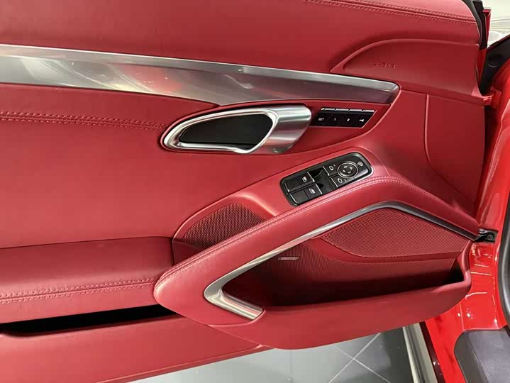 Фото 7 - Porsche 718