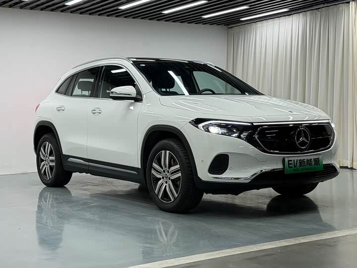 Фото 2 - Mercedes-Benz EQA