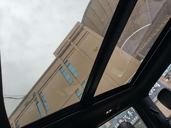 Фото 9 - Ford F-150 Raptor