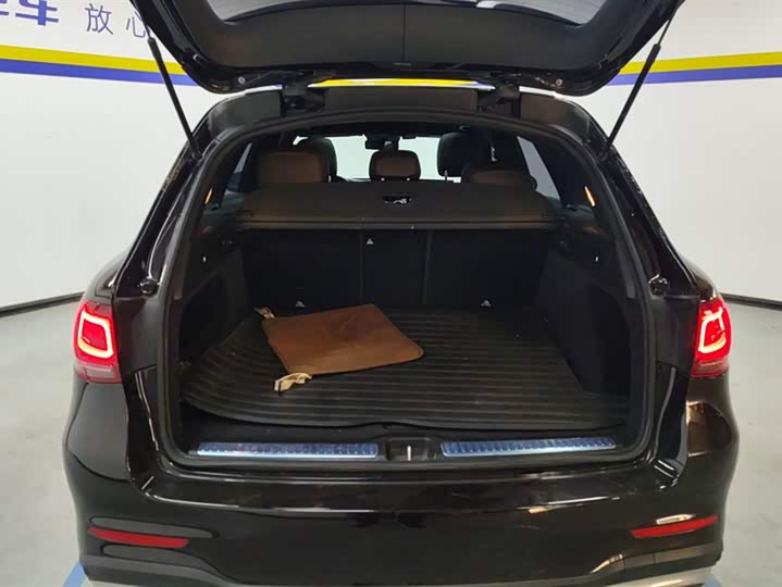 Фото 4 - Mercedes-Benz GLC-Class