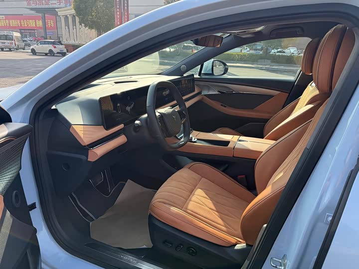 Фото 8 - Voyah Passion