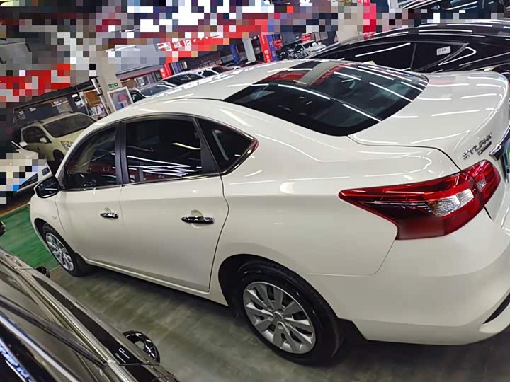 Фото 5 - Nissan Sylphy