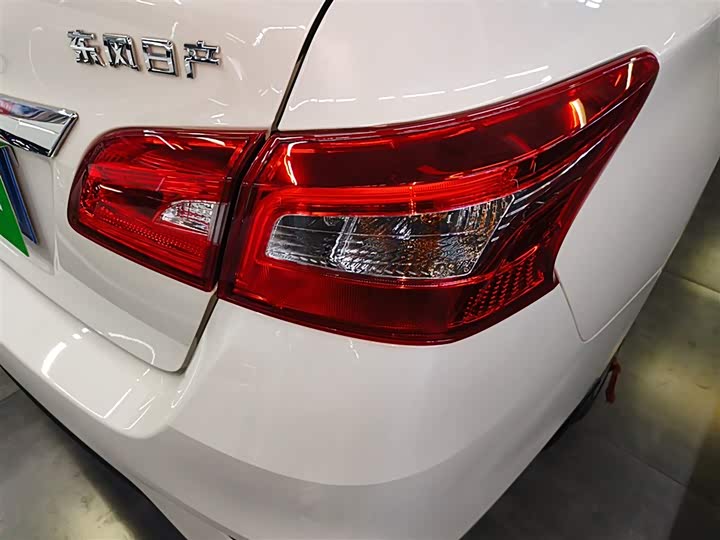 Фото 8 - Nissan Sylphy