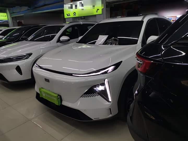 Фото 2 - Geely Galaxy L7